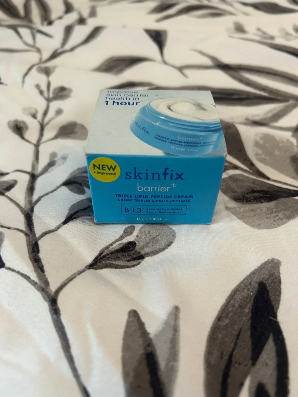 Skinfix Triple Lip Treatment - Blue Jar
